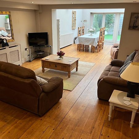 Large 2-Bed House Derbyshire Off Chatsworth Rd تشيسترفيلد المظهر الخارجي الصورة
