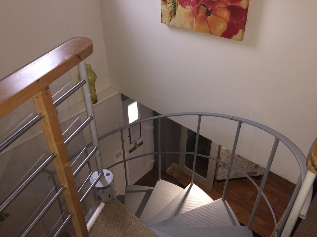 Large 2-Bed House Derbyshire Off Chatsworth Rd تشيسترفيلد المظهر الخارجي الصورة