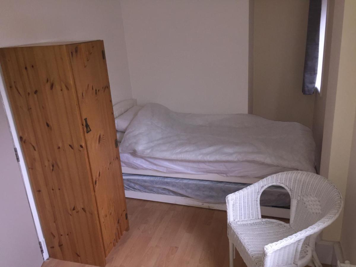 Large 2-Bed House Derbyshire Off Chatsworth Rd تشيسترفيلد المظهر الخارجي الصورة
