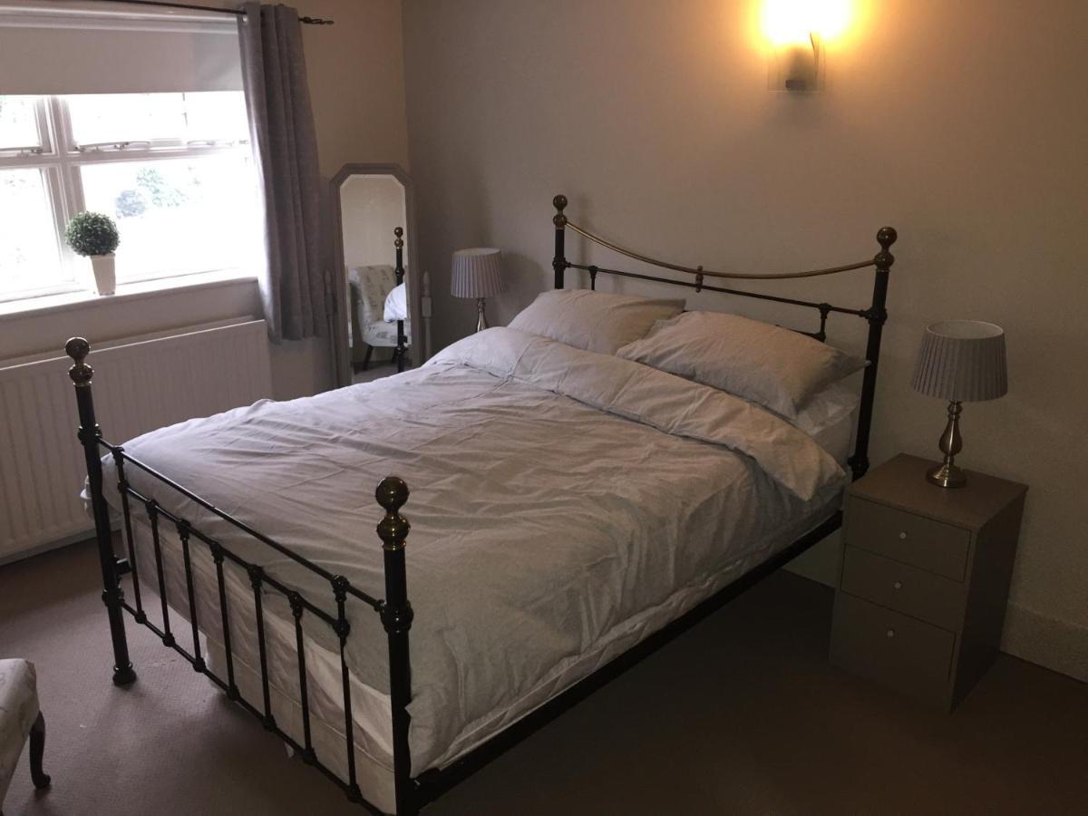 Large 2-Bed House Derbyshire Off Chatsworth Rd تشيسترفيلد المظهر الخارجي الصورة