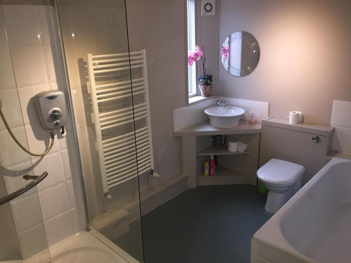 Large 2-Bed House Derbyshire Off Chatsworth Rd تشيسترفيلد المظهر الخارجي الصورة