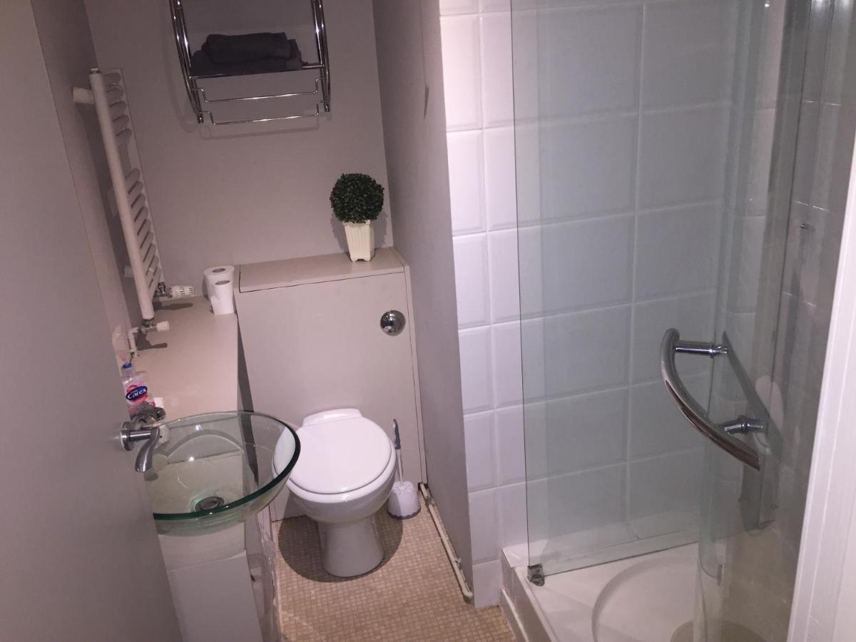 Large 2-Bed House Derbyshire Off Chatsworth Rd تشيسترفيلد المظهر الخارجي الصورة